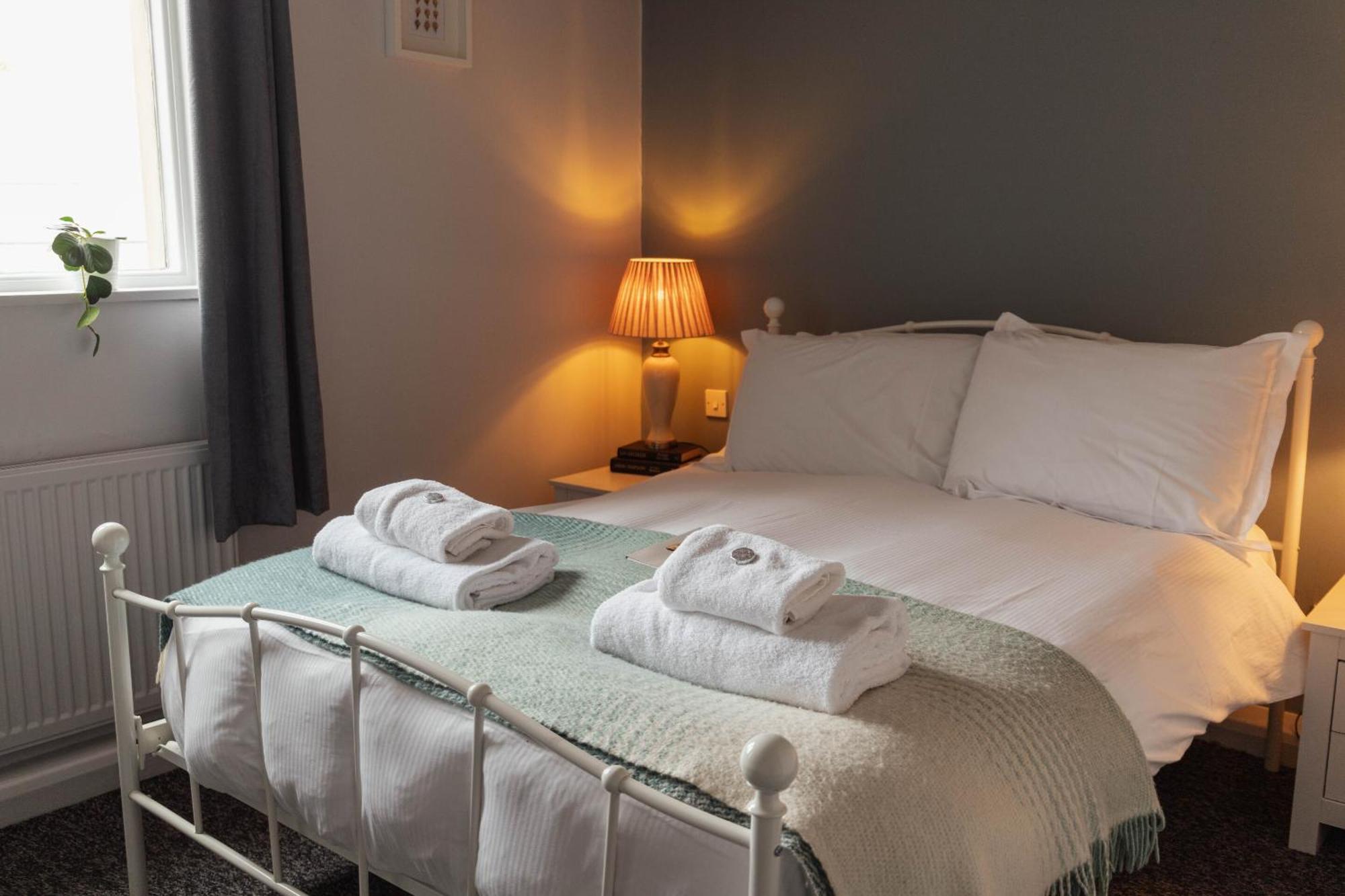 The Devonshire Arms Hotel Baslow Kamer foto